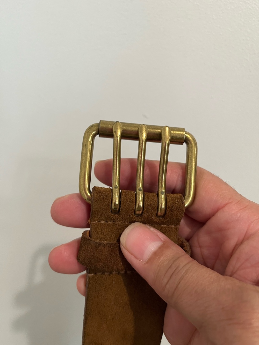 GAP Vintage Brown Suede Triple-Prong Brass Tone Buckled Belt Sz. L - Picture 3 of 5